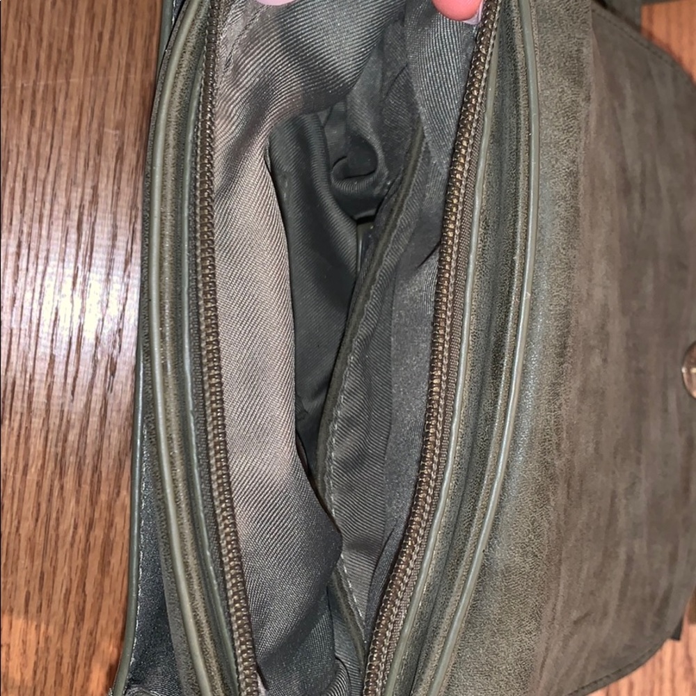 Handbag - Picture 5 of 8